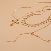Accessoires religieux de Style baroque à la mode plaqué or collier croix empilé Vintage pentagramme alliage pendentif chaîne de clavicule