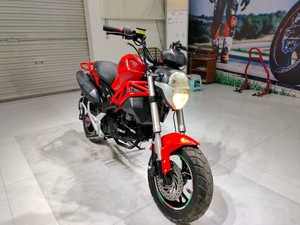 Motos miniatures, scooters à essence et petites voitures de sport d'occasion populaires en Europe - Product Image 4