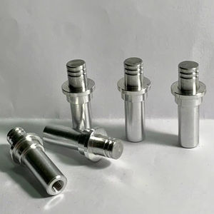 แกนอะลูมิเนียมขึ้นรูปด้วยเครื่อง CNC ตามสั่งจากโรงงาน ชิ้นส่วนแท่งอะลูมิเนียมความแม่นยำสูงสำหรับงานอุตสาหกรรมเครื่องกล - Product Image 1