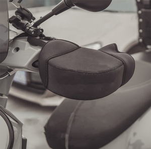 Fabricante de guantes E-Bike Hand Muffs <span class=keywords><strong>Manoplas</strong></span> de motocicleta a prueba de viento Cubierta del manillar Guantes térmicos de invierno - Product Image 1