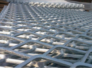 Flattened Expanded Aluminum <b>Wire</b> <b>Mesh</b> Quilted Metal <b>Mesh</b> Roll for Protection and Ventilation Aluminum Expanded Metal <b>Mesh</b> Roll - Product Image 3