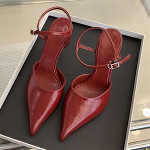 Sandalias de Tacón Alto Puntiagudas de Diseñador Legítimo, de Alta Calidad, Lujosas y Elegantes para Oficina - Product Image 1