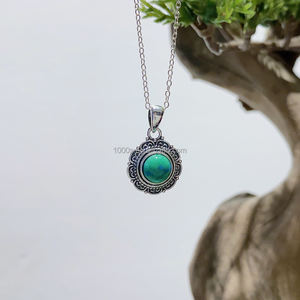 Perhiasan Perak Sterling 925 Buatan Tangan Bentuk Bunga Matahari Turquoise yang Indah untuk Pakaian Pesta Anak Perempuan Menampilkan Pesona yang Chic - Product Image 3