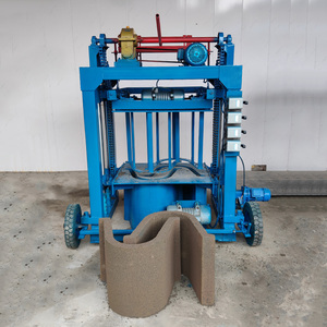 YURUI Équipement de fabrication de briques à rainures en U, à conception écologique, à formage par vibration, sans cuisson, pour la construction - Product Image 3