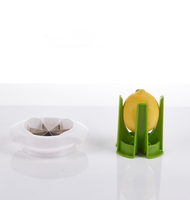 Handmatige multifunctionele roestvrijstalen plastic fruit- en groentesnijder, -schiller en -slicer voor bananen