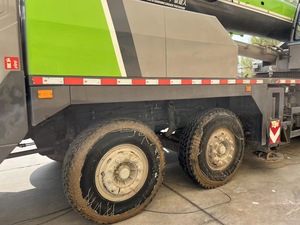 Grúa Móvil Usada Zoomlion ZTC500T de 50 Toneladas con Pluma de 43.5 Metros en Venta - Product Image 6