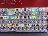 Distributeur de capsules de jouets, mini machine Gacha portable de table, en plastique, à monnayeur, style japonais, OEM