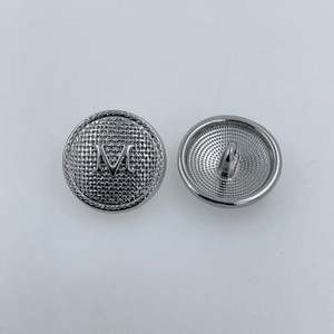 Gabardina de punto de malla en forma de M Abrigo de suéter de lana Botón de metal - Product Image 6