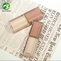 Tube carré cosmétique rose nude en ABS pour baume à lèvres, conteneur vide pour rouge à lèvres avec couvercle à charnière et impression sérigraphiée, capacité 3,5g