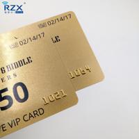 Cartes de visite en PVC plastique avec dorure à chaud, numéro en relief, impression offset, format CR80, type carte de crédit magnétique