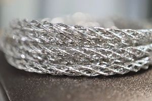 ซินฟลาย ขายส่งเครื่องประดับแฟชั่นอิตาลี กำไลข้อมือทองคำแท้ 18K ลายเกลียว Au750 เครื่องประดับเชือกถักแบบละเอียด กำไลสั่งทำพิเศษ - Product Image 3