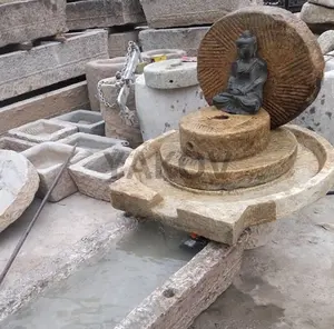 Fuente de agua de Buda de piedra antigua, decoración interior