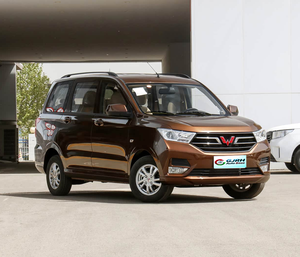 Wuling Hongguang S 2021 Económico, Modelo Básico Manual de 1.5L, <span class=keywords><strong>Furgoneta</strong></span> de 7 <span class=keywords><strong>Plazas</strong></span>, Volante a la Izquierda, Bajo Kilometraje para África, Alto Rendimiento - Product Image 3