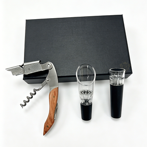 Ensemble de Voyage 3 Pièces Personnalisable : Aérateur, Bec Verseur et <span class=keywords><strong>Bouchon</strong></span> de Bouteille en Acier Inoxydable – Outils à Vin – Coffret Cadeau pour Voyage - Product Image 4
