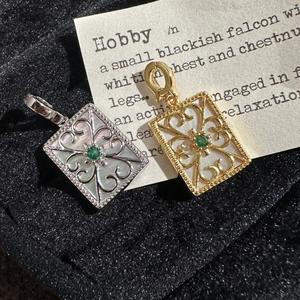 Colgante de Plata Pura S925 Vintage con Diseño de Concha, Joyería Ligera con Flores Talladas, Colgante Simple, Moderno y Personalizado - Product Image 1