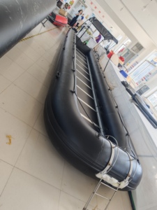 Gommone Sportivo Gonfiabile per 40 Persone, Tubo Galleggiante <span class=keywords><strong>da</strong></span> <span class=keywords><strong>10</strong></span> <span class=keywords><strong>Metri</strong></span>, Pontone in PVC ASA-1000 <span class=keywords><strong>da</strong></span> 1,2 mm in Vendita - Product Image 4