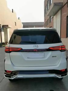 TENES Auto Parts <span class=keywords><strong>2021</strong></span> + Lámpara trasera con lente roja para Toyota Fortuner Bodykit Accesorios Nueva condición Luz trasera - Product Image 3