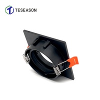 Cadre de montage pour downlight carré en aluminium TN022S1 - Anneau de verrouillage réglable |   Découpe de 75 mm, longueur latérale de 82 mm, MR16/GU10