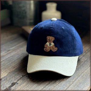 Automne hiver mode velours côtelé nouveau mignon ours brodé Simple bord incurvé caractéristique commune casquette de Baseball - Product Image 3