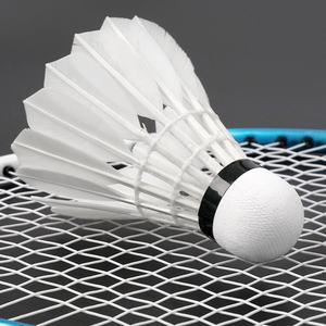 Ventes <span class=keywords><strong>en</strong></span> gros <span class=keywords><strong>en</strong></span> <span class=keywords><strong>ligne</strong></span> de volants de <span class=keywords><strong>badminton</strong></span> <span class=keywords><strong>en</strong></span> plumes d'oie, volants d'entraînement durables pour le <span class=keywords><strong>badminton</strong></span> <span class=keywords><strong>en</strong></span> salle - Product Image 2