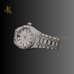 Montre en diamant Moissanite de qualité supérieure conçue pour les hommes qui exigent un savoir-faire sophistiqué Style haut de gamme - Product Image 2