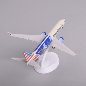 Modelo <span class=keywords><strong>de</strong></span> Avión <span class=keywords><strong>de</strong></span> Metal Fundido a Presión <span class=keywords><strong>de</strong></span> 20 cm <span class=keywords><strong>de</strong></span> <span class=keywords><strong>American</strong></span> <span class=keywords><strong>Airlines</strong></span> con Diseño Especial Boeing 737-800 y Tren <span class=keywords><strong>de</strong></span> Aterrizaje - Product Image 3