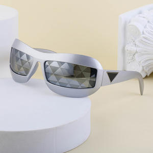 Gafas de Sol de Ciclismo Extra Grandes para Mujer ZS-98024, Lentes de PC con Protección UV400 Antideslumbrante, Estilo Y2K, para Fiestas y Eventos - Product Image 1