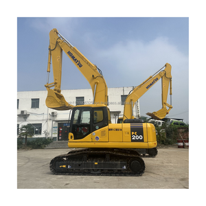 Excavatrice Komatsu PC200-7 d'occasion, poids opérationnel de 20 tonnes, hydraulique, sur chenilles, en stock - Product Image 1