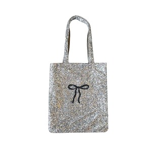 Bolso Tote con detalle de lazo negro bordado - Product Image 5