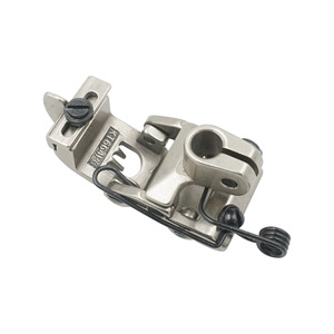 Prensatelas Sewingstar KT664PC para máquina de coser overlock de tres agujas y cinco hilos, pieza de equipo para procesamiento de prendas. - Product Image 2