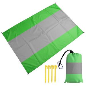 Matelas de plage léger, portable, imperméable et résistant au sable, grand tapis de pique-nique pour les voyages, le <span class=keywords><strong>camping</strong></span> et la randonnée - Product Image 2