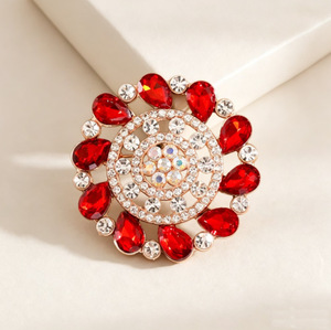 Broche Grande Fleur Vintage en Alliage Plaqué Or Rose Rouge avec Strass et Émail Iris pour Costume Femme, Manteau, Mariage, Fête, Cadeau - Product Image 4