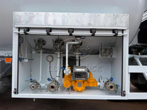 Camión Cisterna de GLP HOWO 6x4 de 20m3 en Oferta, Camión Cisterna de Gas Licuado de Petróleo para el Mercado de Nigeria, África - Product Image 4