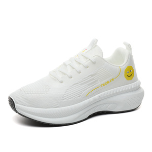 Nouvelles chaussures pour femmes, chaussures en mesh tendance, respirantes, à semelle épaisse, polyvalentes, chaussures de sport en mesh pour étudiants - Product Image 1