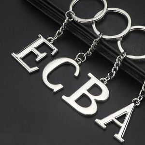 Porte-clés en métal DIY avec lettres A-Z, couleur argent, pour clés de voiture, cadeau pour femme, 26 lettres, porte-clés pour fête - Product Image 1