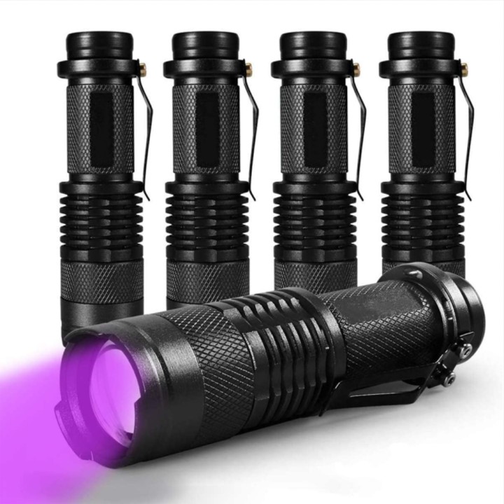 جيب مقاوم للماء الألومنيوم AA بطارية 395nm Blacklight الأشعة فوق البنفسجية سلسلة مفاتيح بكشاف LED كشاف UV