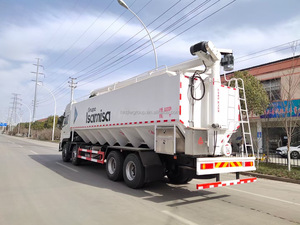 Camion-citerne 8x4 de 34 m³ pour le transport d'aliments en vrac pour volailles, semi-remorque haute capacité pour fermes avicoles, camions-citernes pour aliments en vrac - Product Image 2