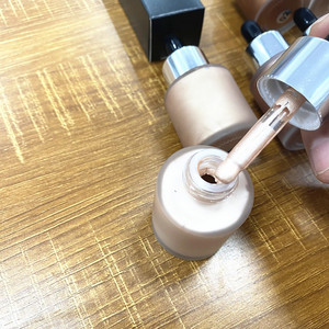 Donna all'ingrosso trucco marrone liquido evidenziatore eco friendly glitterato naturale mezza fusione bagliore lozione per il corpo evidenziatore - Product Image 4