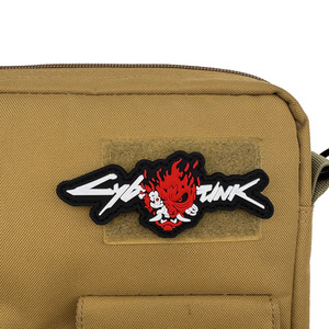 สต็อกพร้อมส่ง แผ่นแปะ PVC ลาย Cyberpunk รูปสามเหลี่ยม <span class=keywords><strong>3</strong></span> มิติ นูนแบบนิ่ม ยางยืดติดแบบ Hook and Loop ปรับแต่งได้ ตราสัญลักษณ์สร้างแรงบันดาลใจ - Product Image 4