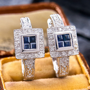 Orecchini a polsino blu con accenti vintage per donna, accessori per l'orecchio da indossare tutti i giorni - Product Image 3