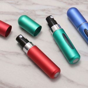 Atomiseur de parfum portable mini 5 ml en aluminium, rechargeable par le bas, format voyage, en verre sérigraphié personnalisé - Product Image 4