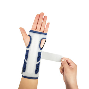 Adjustable Sports Wrist <strong>Splint</strong> Brace Multiple Straps <strong>Compression</strong> Wrist Protection Wrist Brace - Product Image 2