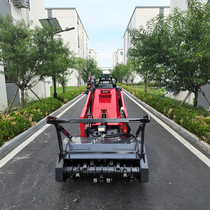 Mini-chargeuse sur chenilles multifonctionnelle pour l'élimination et la manutention de scories de construction - Product Image 2