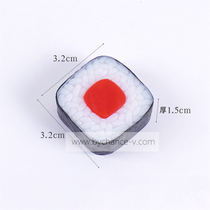 Realistische Nachbildung eines Onigiri-Reisbällchens für Restaurant-Marketing, Social-Media-Anzeigen, Speisekarten-Design und Einzelhandelspräsentation - Product Image 3
