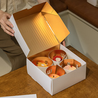 Paris INS or estampage platine pâtisserie française emballage boîte PET matériel intérieur or Dessert boîte à emporter pour gâteau Mousse alimentaire