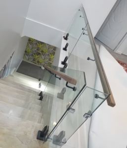 Rampe d'escalier en <span class=keywords><strong>verre</strong></span> moderne Tanlong Balustrade Escaliers Main courante en <span class=keywords><strong>verre</strong></span> sans cadre - Product Image 4