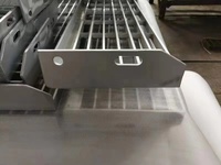 Estantes Colgantes de Techo de Diseño Simple, Materiales de Construcción de Alta Calidad en Oferta, Rejilla de Aluminio para Piso
