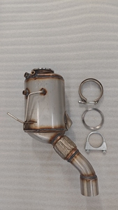 <span class=keywords><strong>Filtre</strong></span> à particules diesel DPF OE 18307807474 pour DPF <span class=keywords><strong>BMW</strong></span> X3 X5 3.0D /35D /X6 35D E60 E70 <span class=keywords><strong>filtre</strong></span> à particules - Product Image 2