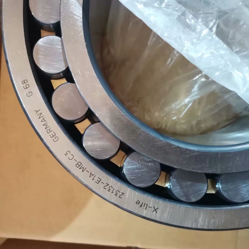 Self Aligning Roller Bearing 22210CC Spherical