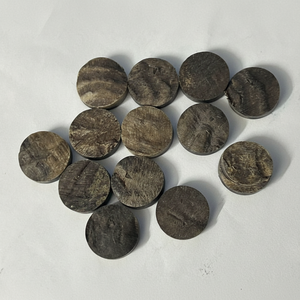 กระดุมเสื้อไม่มีกระดุมสีดำสำหรับผู้ชายและผู้หญิงสำหรับใส่ในอินเดียหรือใช้เพื่อวัตถุประสงค์ต่างๆในการใส่เสื้อผ้า - Product Image 1